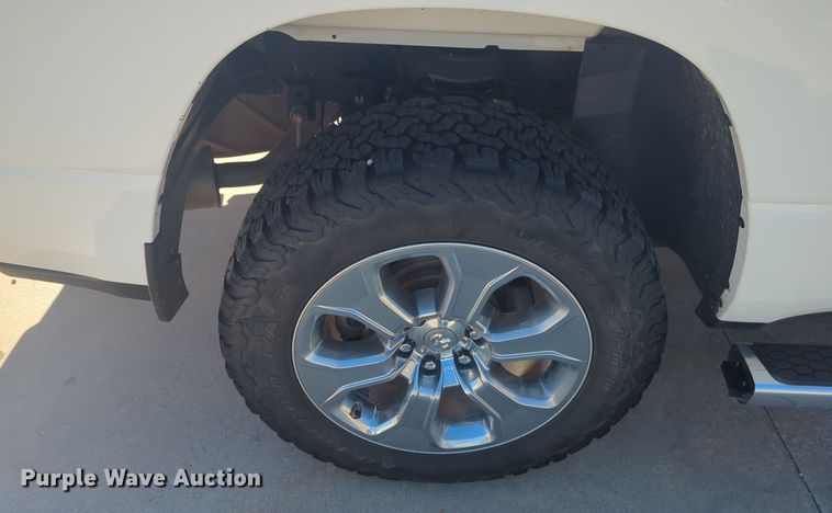 image for item ER4542 2019 Dodge Ram 1500 Crew Cab pickup truck