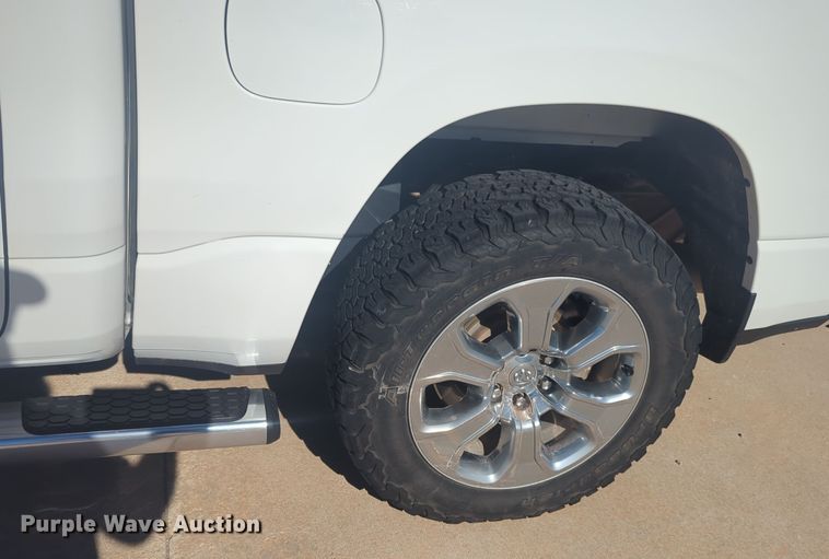 image for item ER4542 2019 Dodge Ram 1500 Crew Cab pickup truck