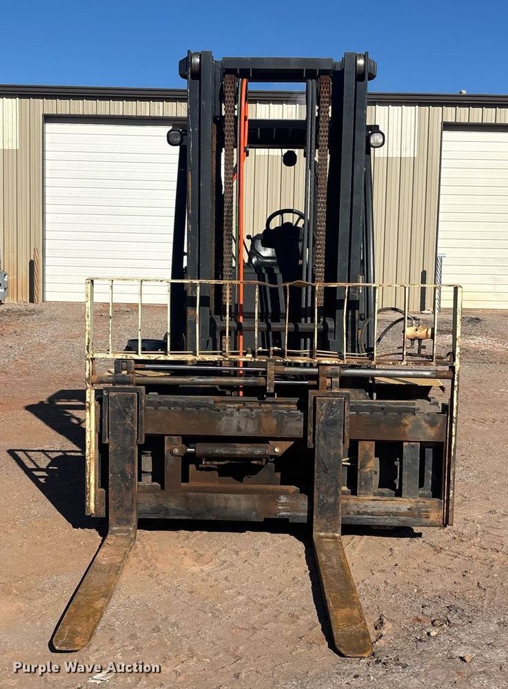 image for item ER4552 Yale GLP155VXNGBV107 forklift