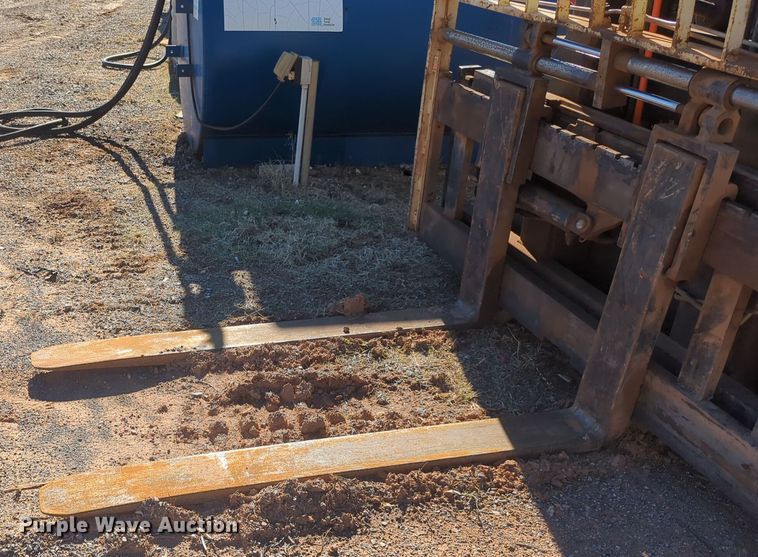 image for item ER4552 Yale GLP155VXNGBV107 forklift