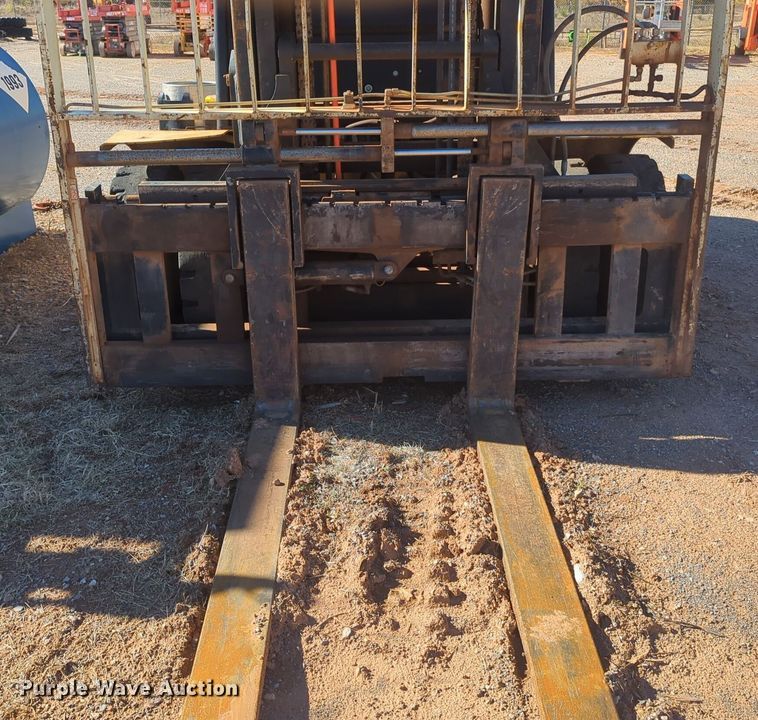 image for item ER4552 Yale GLP155VXNGBV107 forklift