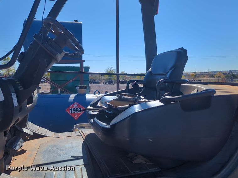 image for item ER4552 Yale GLP155VXNGBV107 forklift