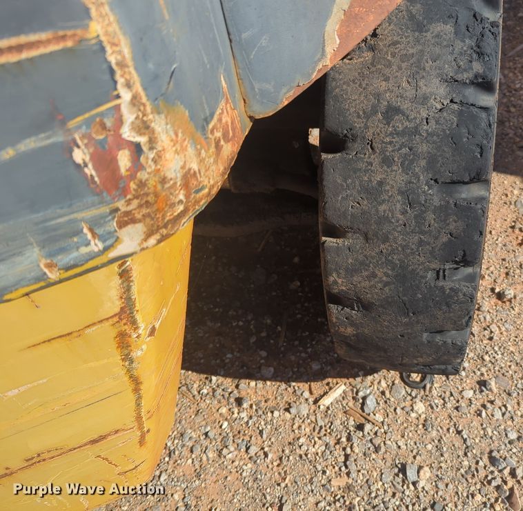 image for item ER4552 Yale GLP155VXNGBV107 forklift