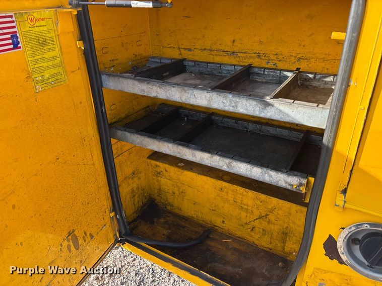 image for item ER4749 2015 Ford F350 Super Duty XL utility bed pickup truck