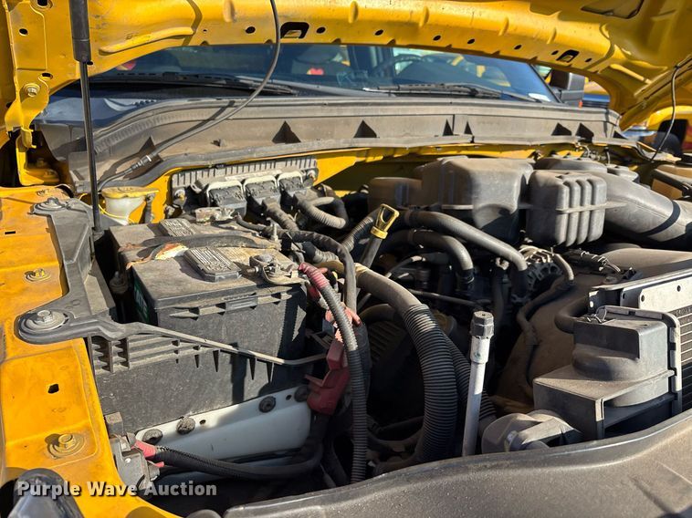 image for item ER4749 2015 Ford F350 Super Duty XL utility bed pickup truck