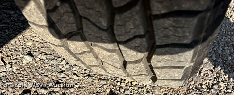 image for item ER4749 2015 Ford F350 Super Duty XL utility bed pickup truck