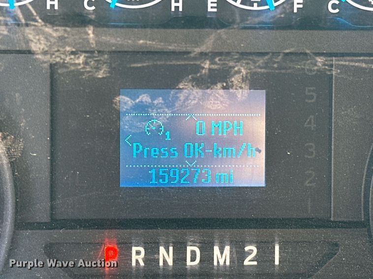 image for item ER4750 2017 Ford F350 Super Duty XL utility bed pickup truck