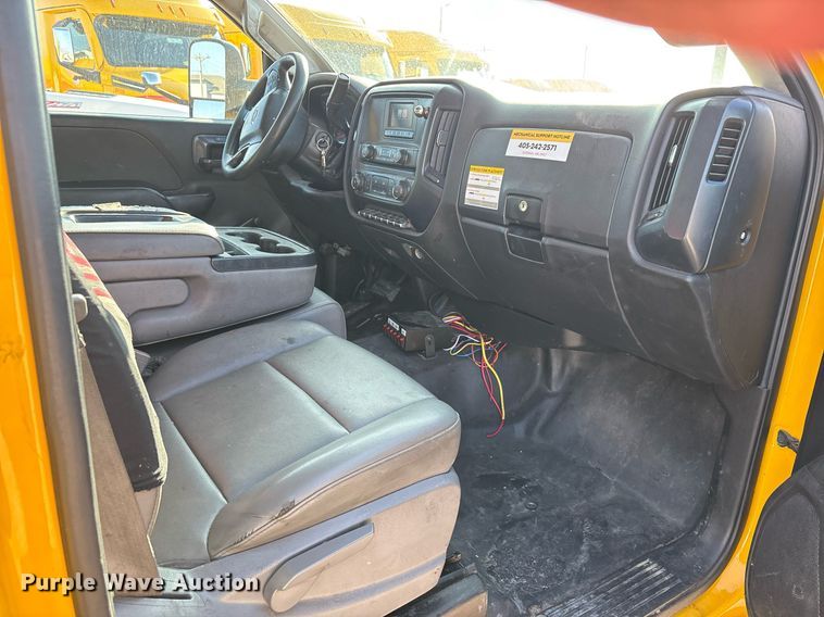 image for item ER4755 2016 Chevrolet Silverado 3500HD utility bed pickup truck