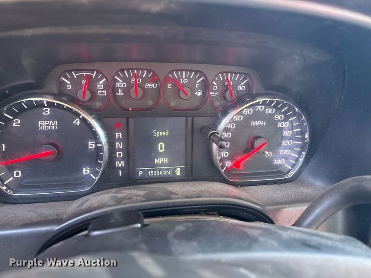 image for item ER4755 2016 Chevrolet Silverado 3500HD utility bed pickup truck