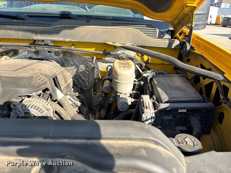 image for item ER4755 2016 Chevrolet Silverado 3500HD utility bed pickup truck