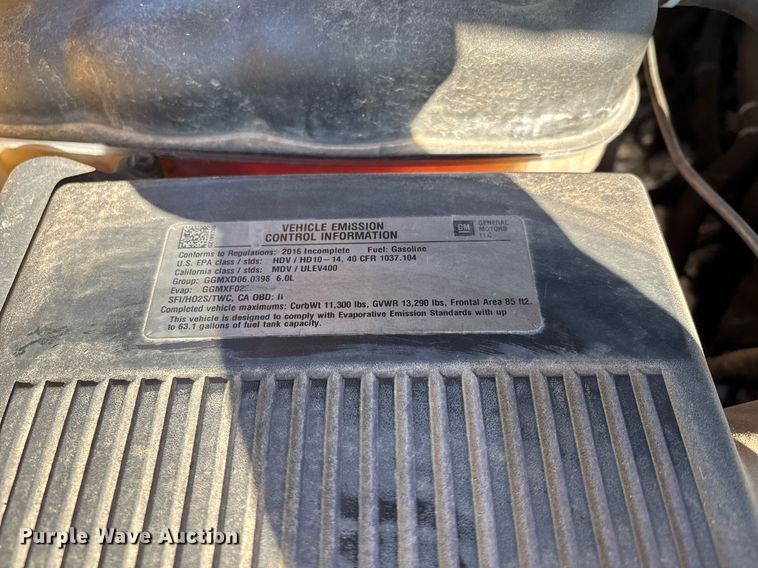 image for item ER4755 2016 Chevrolet Silverado 3500HD utility bed pickup truck