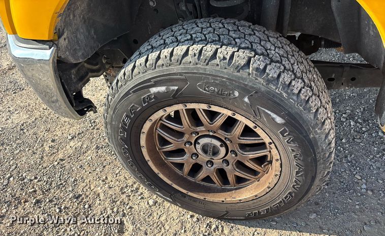 image for item ER4758 2016 Ford F350 Super Duty XL utility bed pickup truck