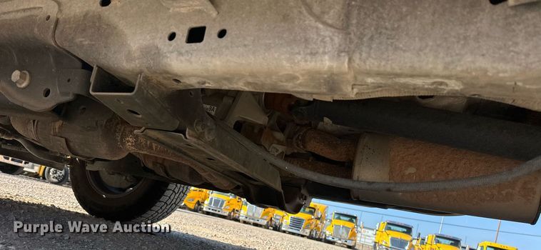 image for item ER4762 2019 Ford F350 Super Duty XL utility bed pickup truck