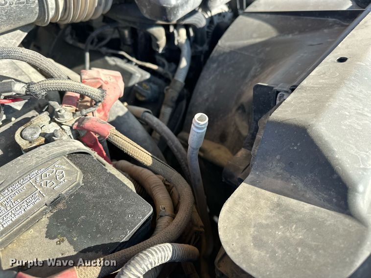 image for item ER4762 2019 Ford F350 Super Duty XL utility bed pickup truck