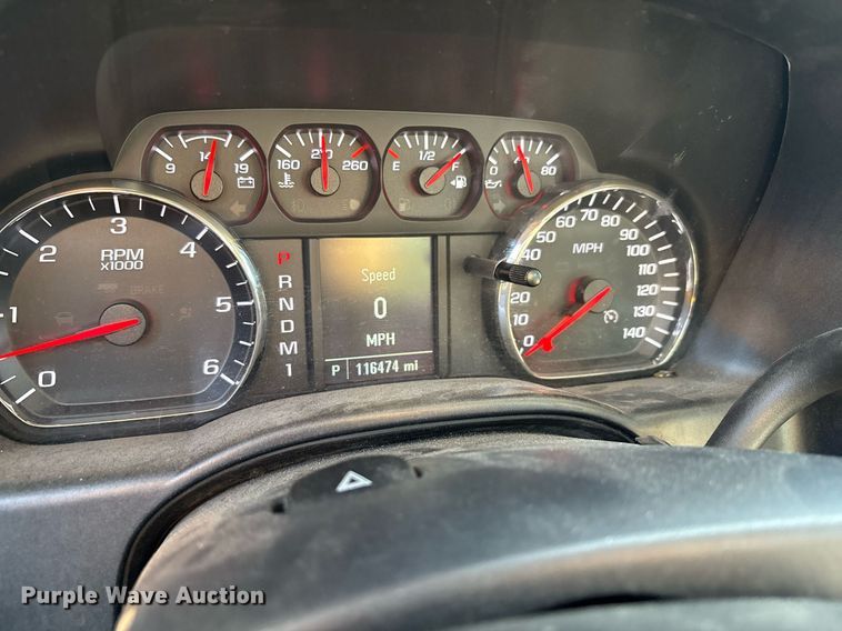 image for item ER4772 2016 Chevrolet Silverado 3500HD utility bed pickup truck