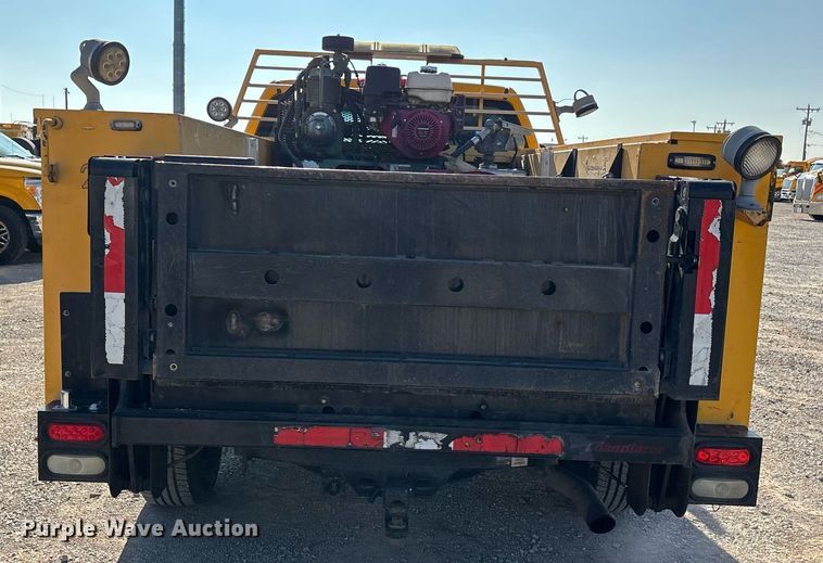 image for item ER4773 2012 Chevrolet Silverado 2500HD utility bed pickup truck