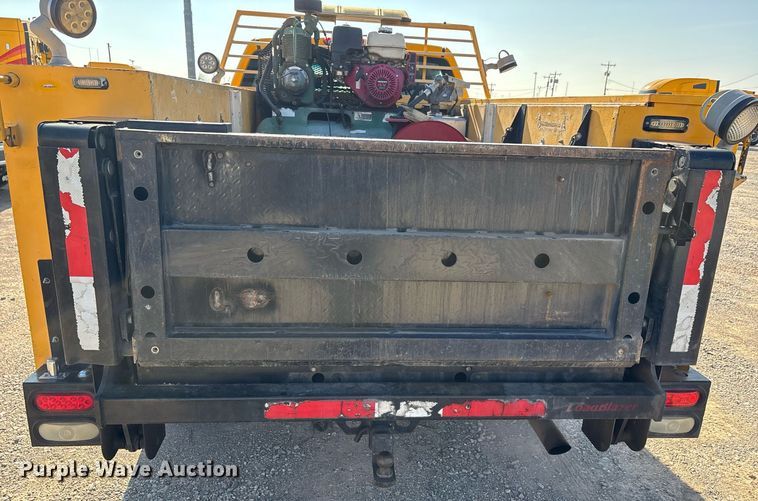 image for item ER4773 2012 Chevrolet Silverado 2500HD utility bed pickup truck