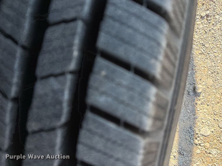 image for item ER4773 2012 Chevrolet Silverado 2500HD utility bed pickup truck