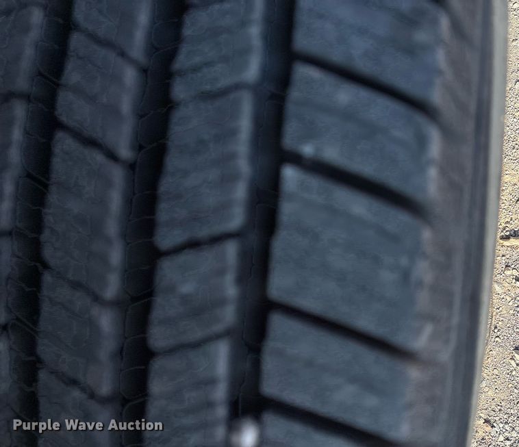 image for item ER4773 2012 Chevrolet Silverado 2500HD utility bed pickup truck