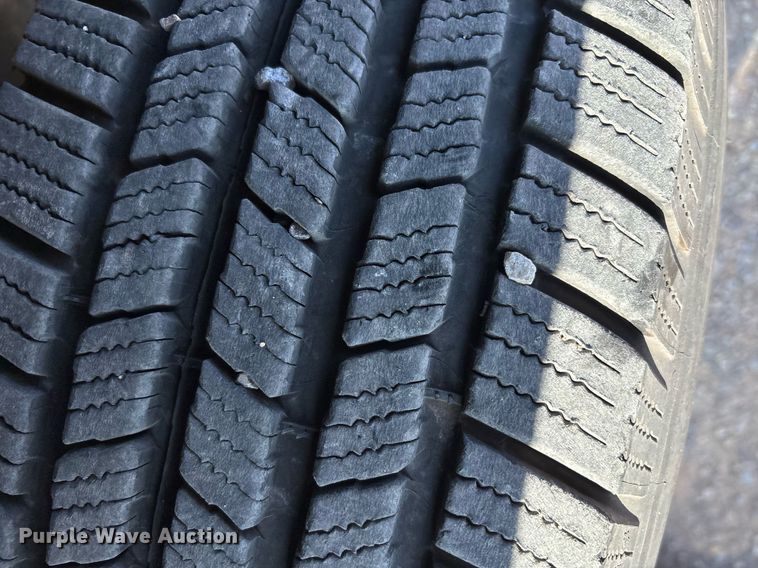 image for item ER4773 2012 Chevrolet Silverado 2500HD utility bed pickup truck