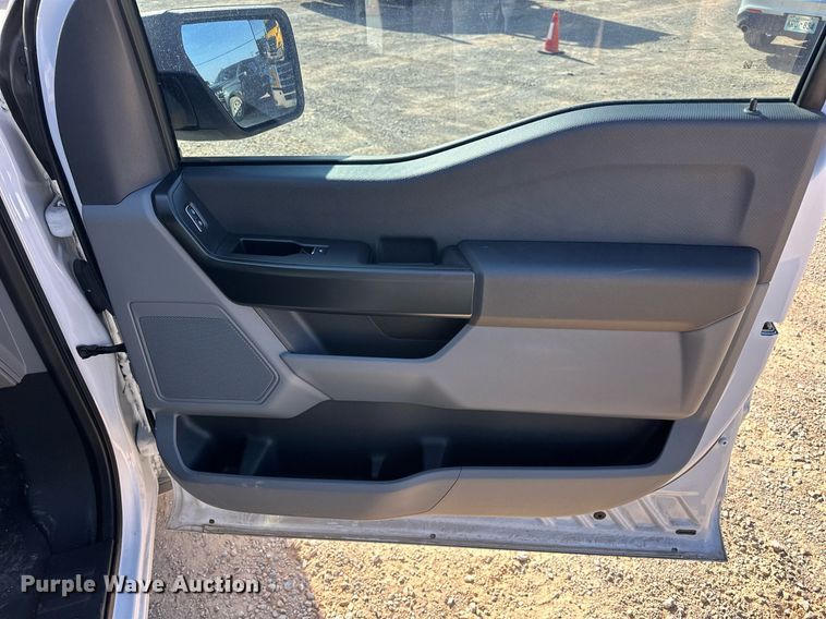 image for item ER4785 2021 Ford F150 XL SuperCrew pickup truck