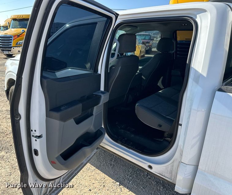 image for item ER4785 2021 Ford F150 XL SuperCrew pickup truck