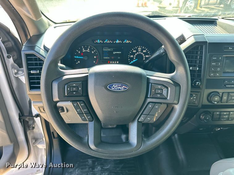 image for item ER4786 2020 Ford F150 XL SuperCrew pickup truck