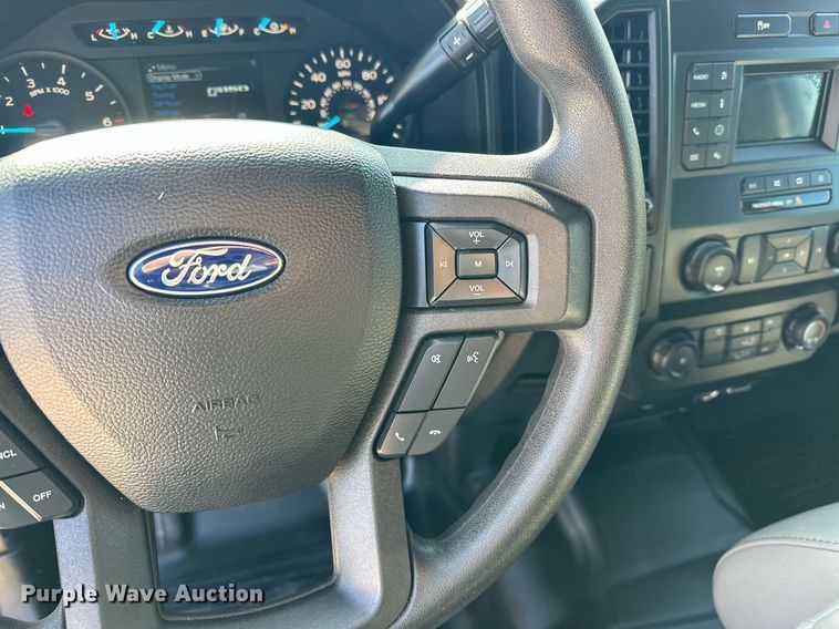 image for item ER4786 2020 Ford F150 XL SuperCrew pickup truck