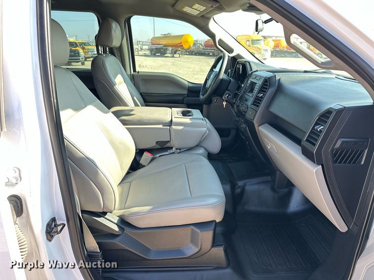 image for item ER4786 2020 Ford F150 XL SuperCrew pickup truck