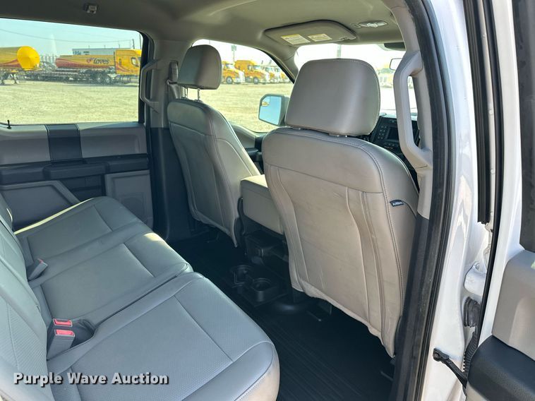 image for item ER4786 2020 Ford F150 XL SuperCrew pickup truck