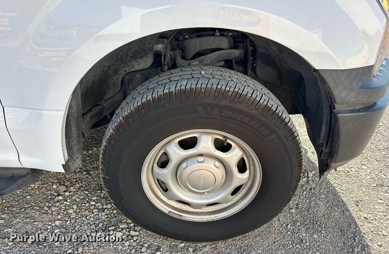 image for item ER4786 2020 Ford F150 XL SuperCrew pickup truck