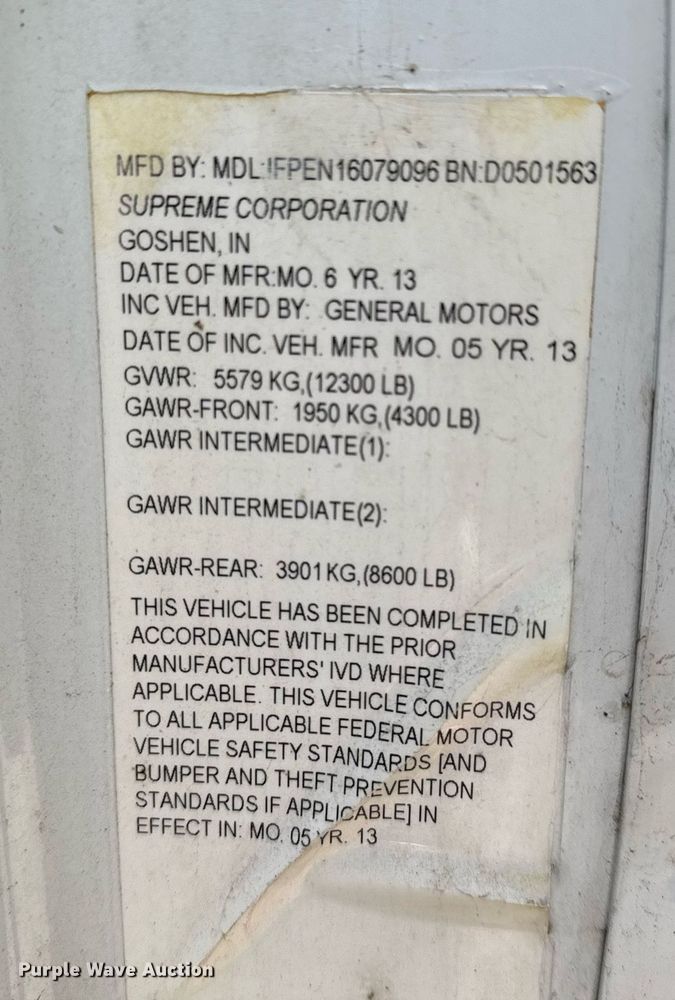 image for item LH9399 2013 GMC Magnavan box truck