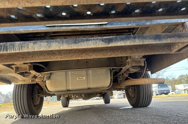 image for item LH9400 2012 Ford E350 Super Duty box truck