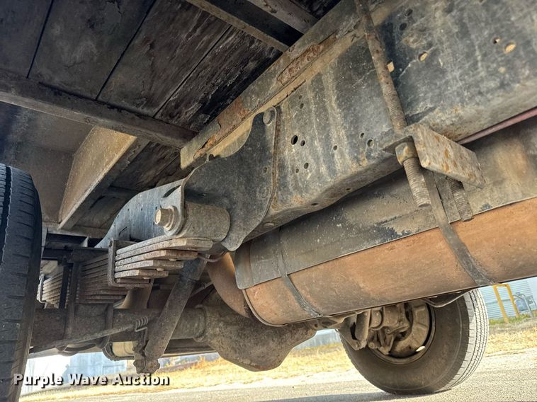 image for item LH9400 2012 Ford E350 Super Duty box truck