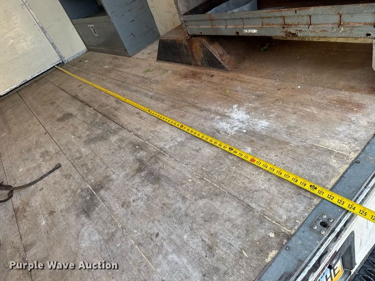 image for item LH9401 2010 Ford E350 Super Duty box truck