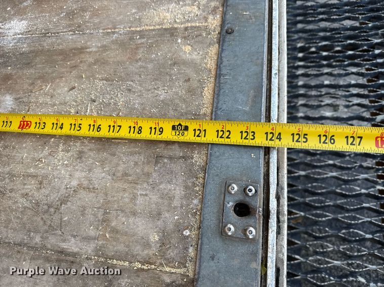 image for item LH9401 2010 Ford E350 Super Duty box truck