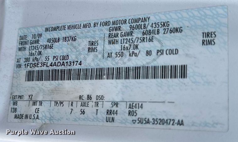 image for item LH9401 2010 Ford E350 Super Duty box truck