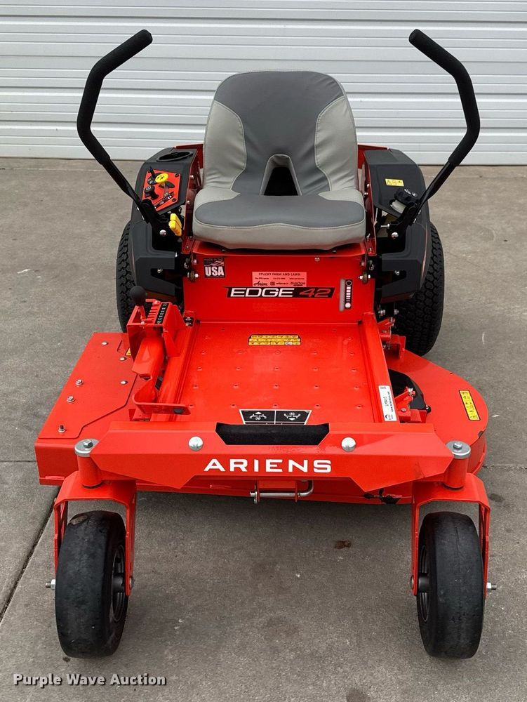 image for item LH9415 Ariens Edge 42 ZTR lawn mower