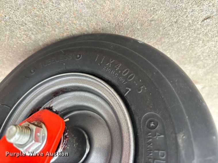 image for item LH9415 Ariens Edge 42 ZTR lawn mower