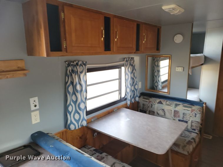 image for item OH9458 1999 Arlington  Skyline 3010 camper