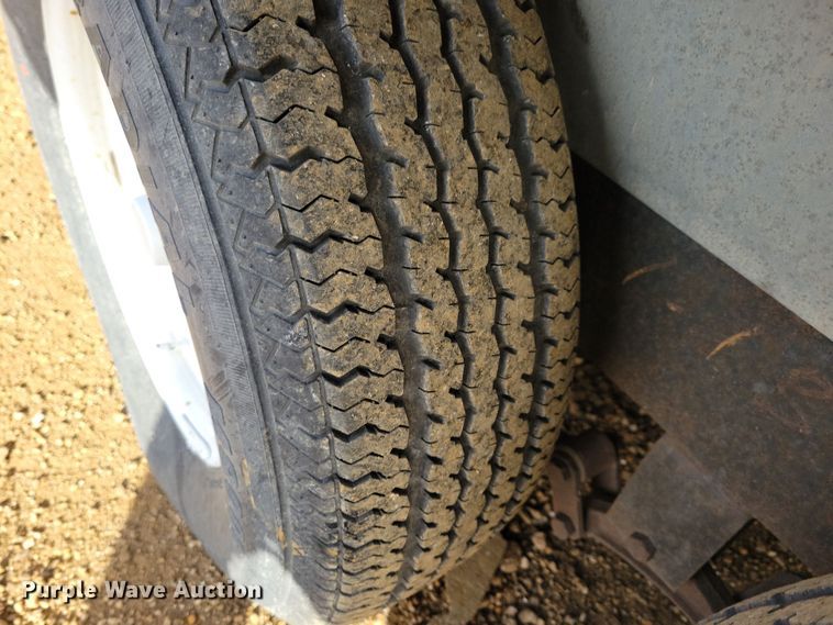 image for item OH9458 1999 Arlington  Skyline 3010 camper