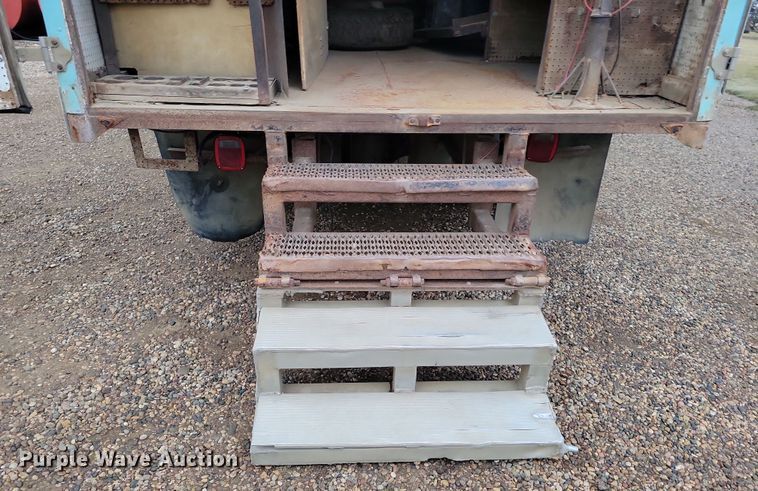 image for item OH9489 2007 International 4300 box truck