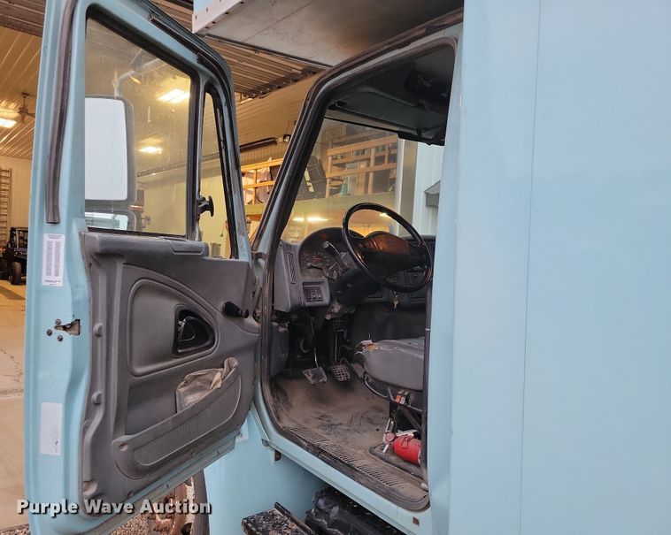 image for item OH9489 2007 International 4300 box truck