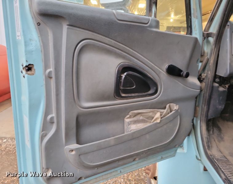 image for item OH9489 2007 International 4300 box truck