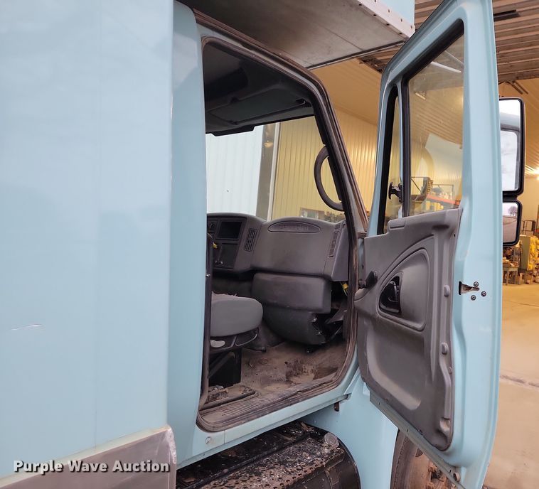 image for item OH9489 2007 International 4300 box truck