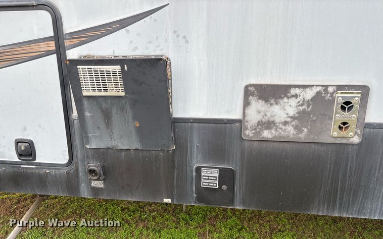 image for item OK9476 2014 Heartland 4100 Cyclone toy hauler camper