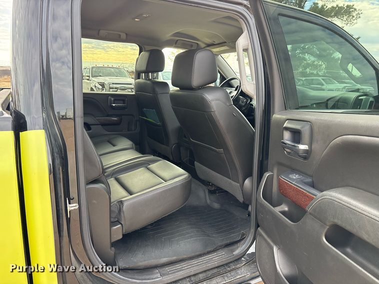 image for item OK9485 2018 GMC Sierra 1500 Crew Cab pickup truck