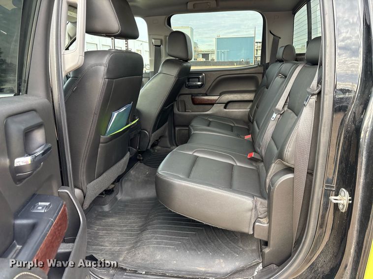 image for item OK9485 2018 GMC Sierra 1500 Crew Cab pickup truck