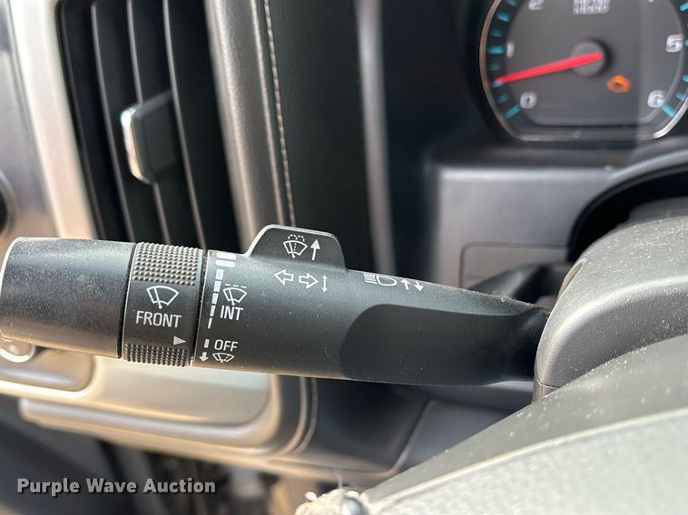 image for item OK9486 2018 GMC Sierra 1500 Crew Cab pickup truck