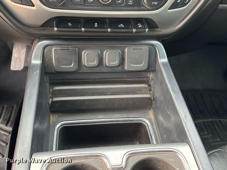 image for item OK9486 2018 GMC Sierra 1500 Crew Cab pickup truck